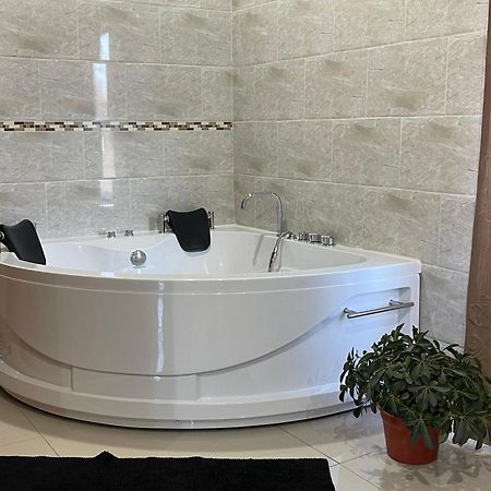 Suite Con Jacuzzi En Rio Laja Dış mekan fotoğraf